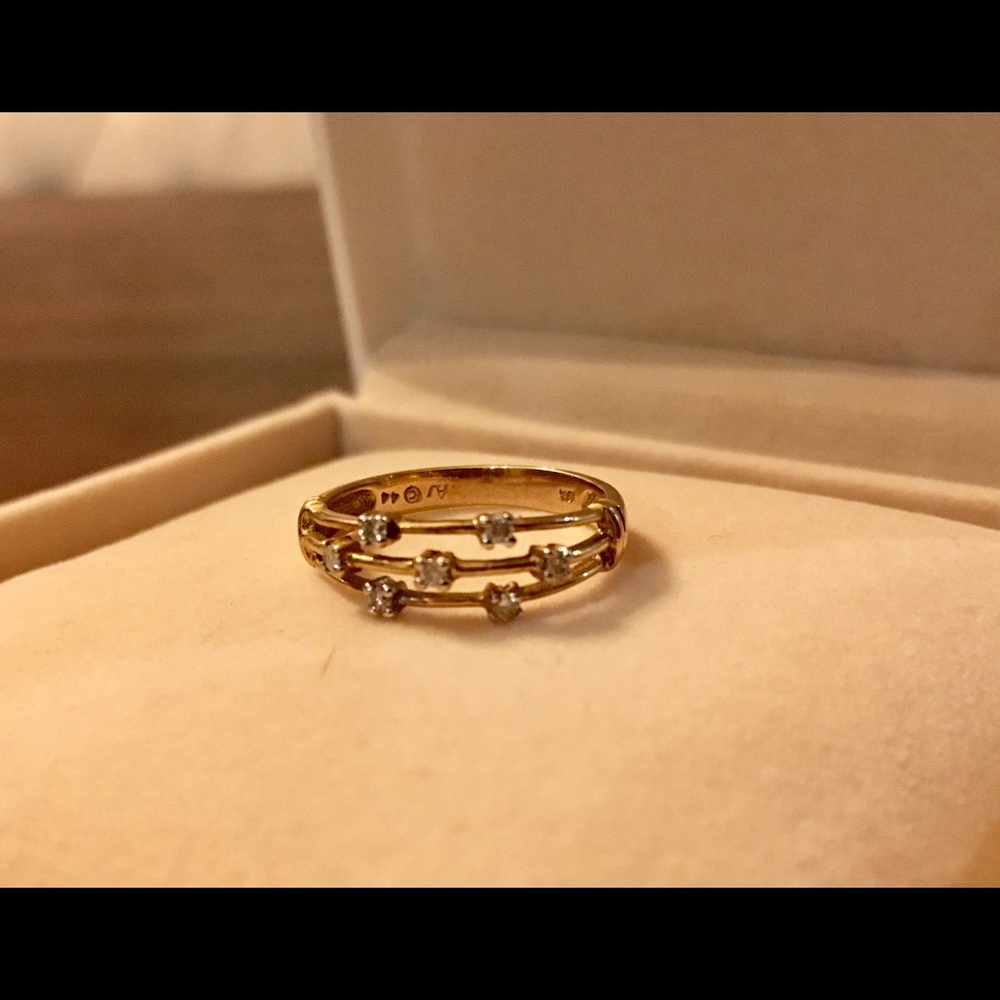 10k Yellow Gold and Diamond Ring